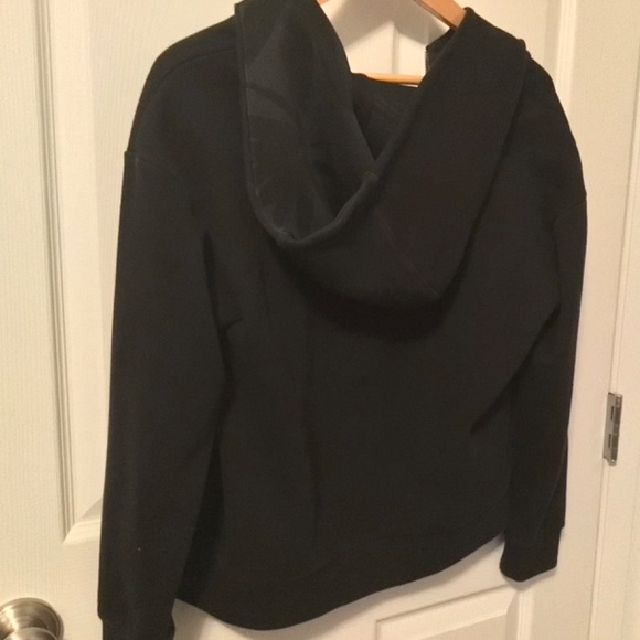 Lole black hoodie with poly printed lining - Picture 2 of 9